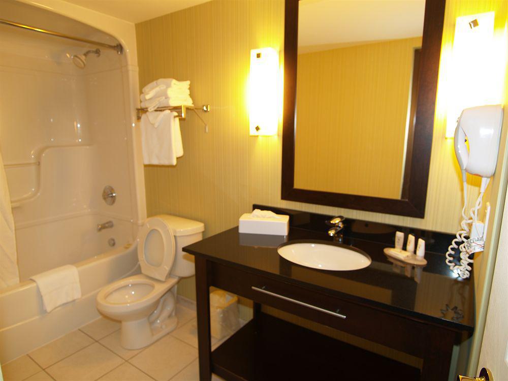 Hotel Plaza By Fairbridge 3*