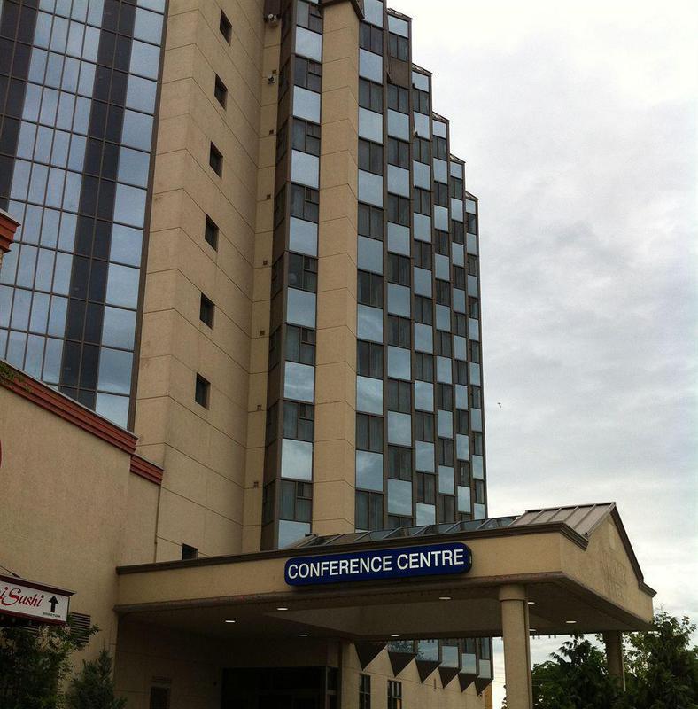 Plaza By Fairbridge Hotel Niagara Falls